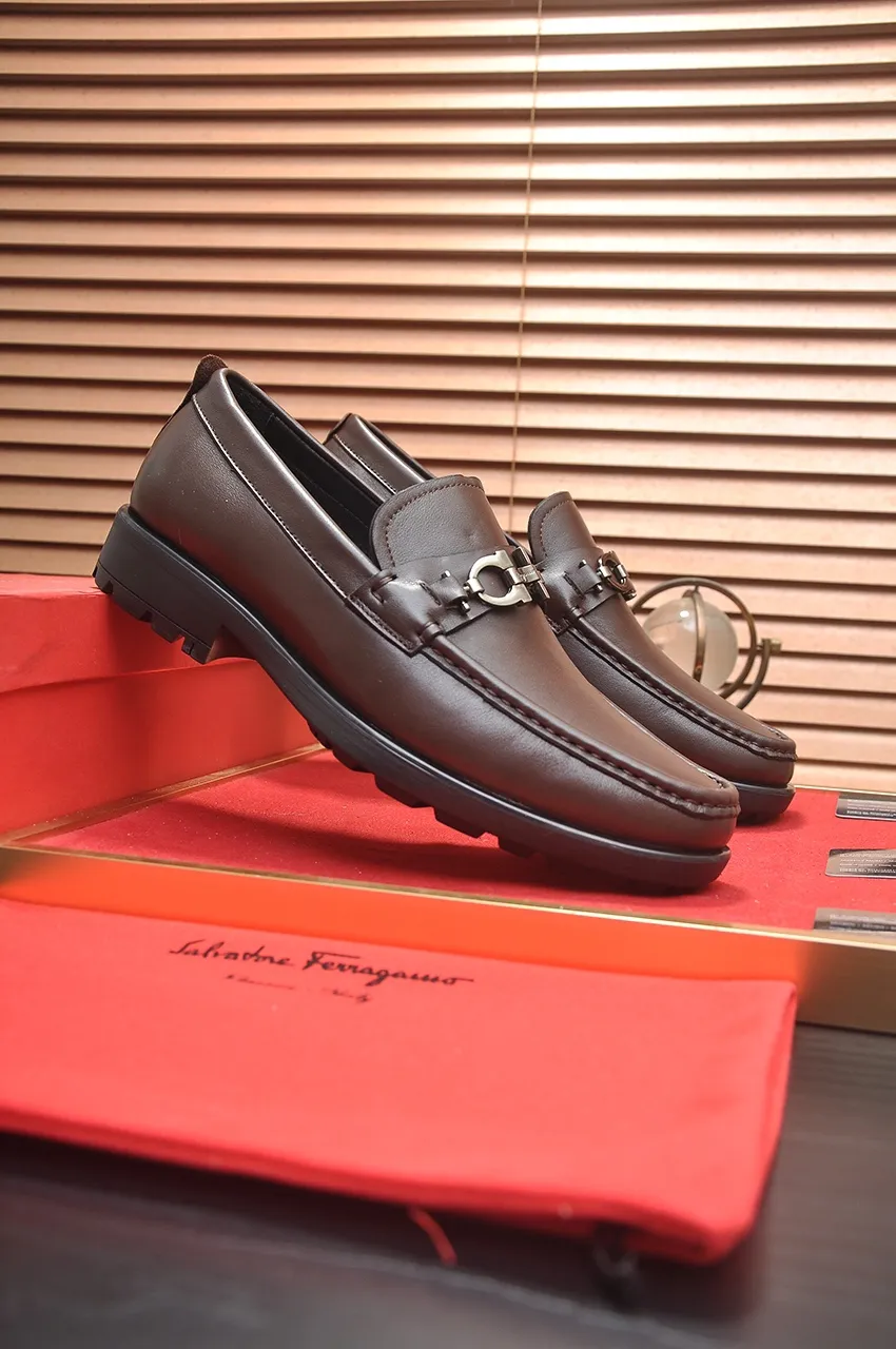Men's shoes 💰560💶[Ferragamo/Ferragamu] (high-end Niuli) New 🍀 Ferragamo* - top version Ferragamo's classic formal leather shoes! Made of imported original cowhide, the inner top layer is comfortable cowhide lining! Original wear-resistant rubber outsole! High quality products! Code number 38-45 (45 customized)